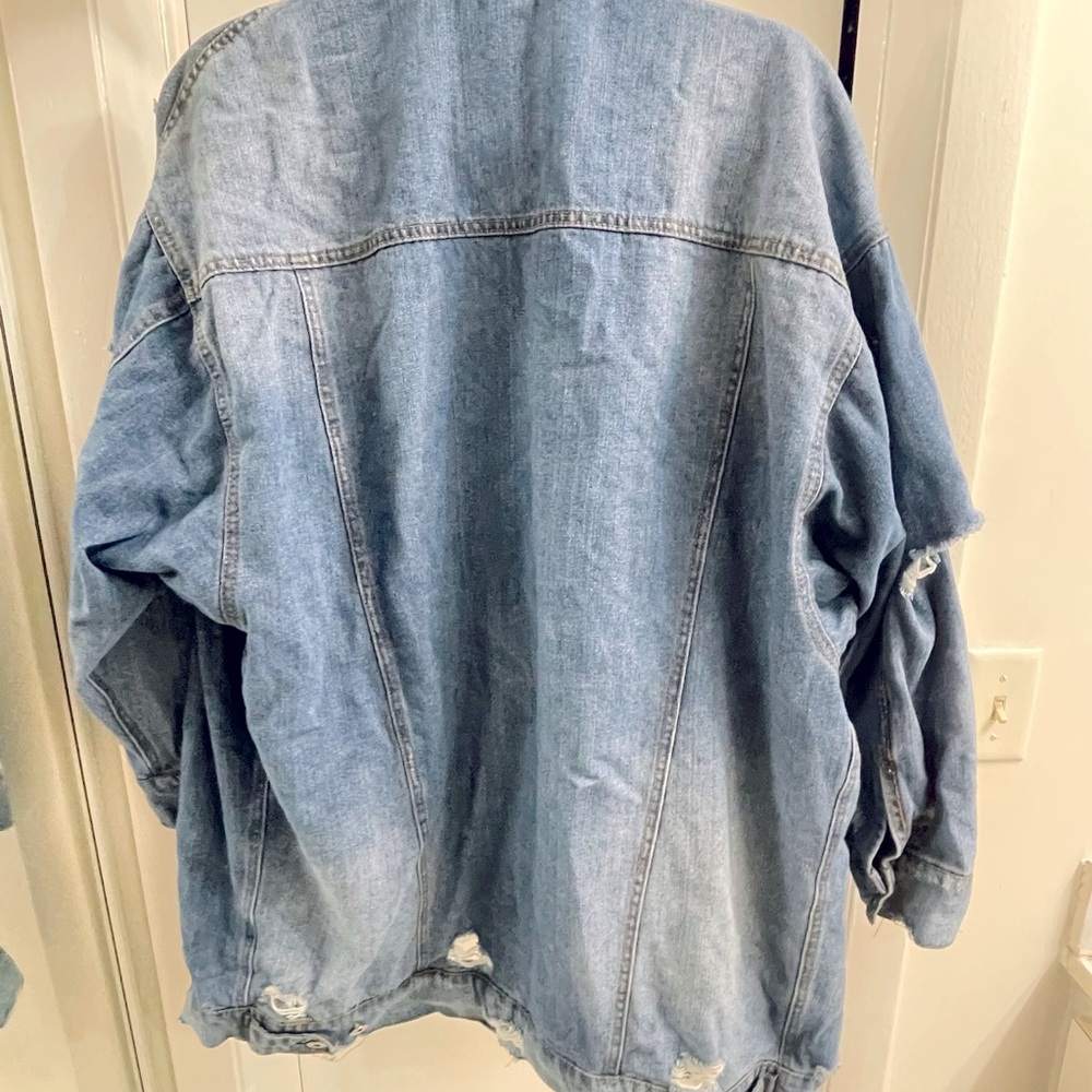 Jean jacket - Picture 2 of 3